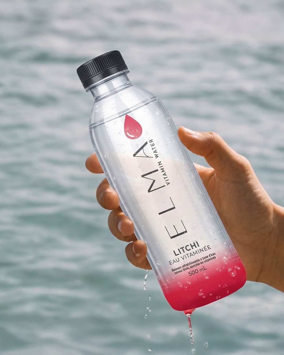 ELMA vitaminewater lychee vastgehouden bij de zee